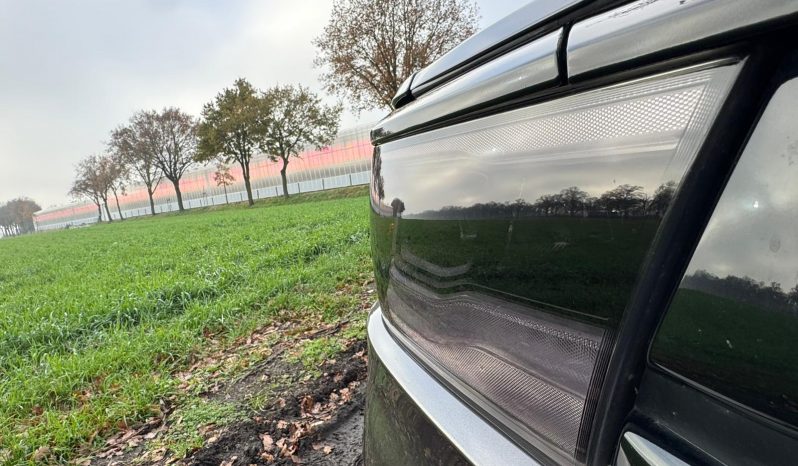 DODGE RAM 1500 5.7L HEMI V8 4X4 401PK * LARAMIE * SPORT * BLACK-OPPS * CRANITE CRYSTAL METALLIC * BOM VOL OPTIES * 22 INCH FUEL * 200 LITER LPG PRINS * PPF SMOKE VERLICHTING * 3500 KG TREKGEWICHT TREKHAAK * vol