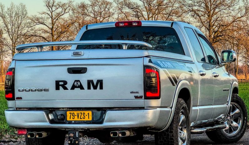 DODGE RAM 1500 4.7L V8 * SRT – 10 PAKKET * MARGE * YOUNGTIMER * INRUIL AANBIEDING * 6 ZITPLAATSEN * 20 INCH SPORTVELGEN * PERFORMANCE HOOD MOTORKAP * vol