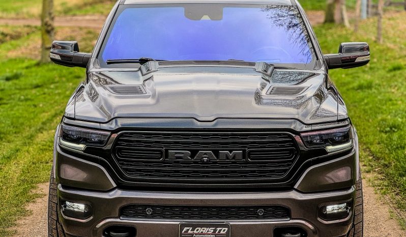 DODGE RAM 1500 5.7L HEMI 4X4 401PK V8 * LIMITED EDITION * PRACHTIGE KLEUR COMBINATIE * FULL OPTION * SPLIT TAILGATE * 122 LITER PRINS LPG * 22 INCH 4 – PLAY * BLACK-OPPS UITVOERING * DIGITALE CAMERA SPIEGEL * HEAD – UP DISPLAY * SUPER DIKKE PICK-UP * vol
