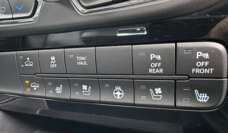 DODGE RAM 1500 5.7L HEMI 4X4 401PK V8 SPORT * FULL OPTION * PERFORMANCE HOOD * CUSTOM STRIPING * OPEN UITLAATSYSTEEM MET AFSTANDSB * AFSTAND START * 122 LITER LPG * CAMELEON VOORRAAM * TREKHAAK 3500 KG * LAGE BIJTELLING * vol