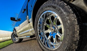 DODGE RAM 1500 5.7L HEMI V8 400 PK 4X4 * LARAMIE * YOUNGTIMER * RAMBOXEN * INRUIL AANBIEDING * BREEDSET 20 INCH LICHTMETALEN SPORTVELGEN * BUSHWACKER SPATBORD VERBREDERS * vol