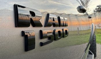 DODGE RAM 1500 5.7L V8 HEMI 4X4 401PK * SPORT * WIDE BODY * VERHOOGD * VERBREED * MORIMOTO KOPLAMPEN * CUSTOM UITLAATSYSTEEM * PPF SMOKE VERLICHTING * ROLBAR * LAGE BIJTELLING * LEDBAR * 22 INCH LICHTMETALEN SPORTVELGEN * ROLBAR * OFF ROAD BANDEN * vol