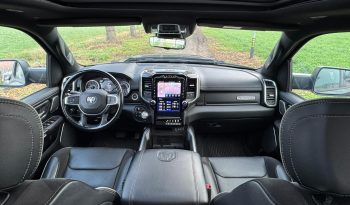 DODGE RAM 1500 5.7L HEMI V8 4X4 401PK * LARAMIE * SPORT * BLACK-OPPS * CRANITE CRYSTAL METALLIC * BOM VOL OPTIES * 22 INCH FUEL * 200 LITER LPG PRINS * PPF SMOKE VERLICHTING * 3500 KG TREKGEWICHT TREKHAAK * vol