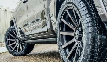 DODGE RAM 1500 5.7L HEMI V8 4X4 401PK * LARAMIE * FULL OPTION * 22 INCH XD SPORTVELGEN * GROOT BEELDSCHERM * 360 CAMERA * ADAPTIVE CRUISE CONTROLE * LUCHTVERING * AFSTAND START * STOELVERWARMING * STUURVERWARMING * vol