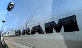 DODGE RAM 1500 5.7L HEMI 4X4 401PK V8 * LONGHORN EDITION * FULL OPTION * BLACK-OPPS * 360 CAMERA * ADAPTIEVE CRUISE CONTROLE * LANE ASSIST * PRACHTIG * 22 INCH XD SPORTVELGEN BREEDSET * ZWARTE HEMEL * SUPER DIKKE KLEUR COMBINATIE * vol