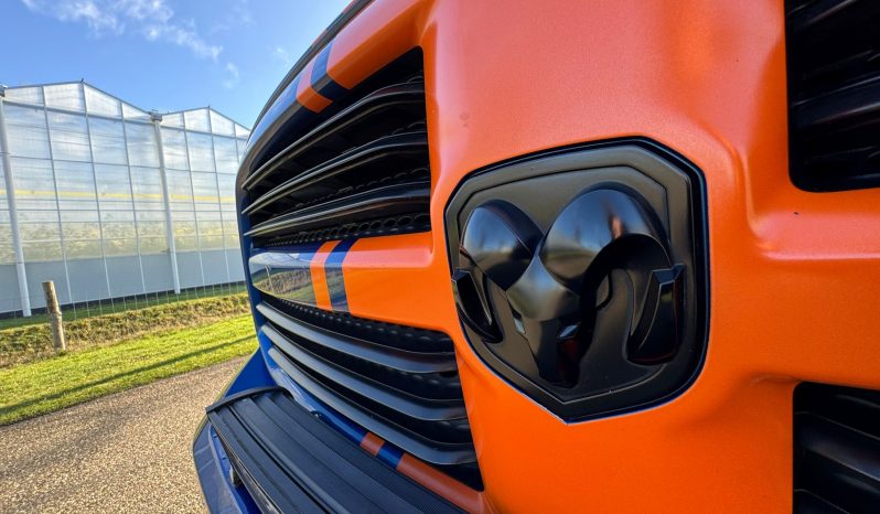 DODGE RAM 1500 5.7L HEMI V8 4X4 SPORT * 425 PK * WIDE BODY * 20 INCH 4 – PLAY BREEDSET * CUSTOM STRIPING * LEDBAR * TOPLIGHTS * AFSTAND START * LUCHTVERING * LPG PRINS ONDERBOUW * BOM VOL * UNIEKE KLEUR * CUSTOM KOPLAMPEN & ACHTERLICHTEN * EXTREEM LAGE BIJTELLING * vol