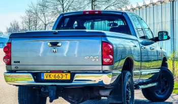 DODGE RAM 2500 6.7 L CUMMINS TURBO DIESEL* THE 1 MILLION ENGINE * ONVERWOESTBAAR STERK * SCHUIFKANTELDAK * VOL LEDER * TREKHAAK 3500 KG * AFSTAND START * FULL OPTION * KEURIG NETTE CONDITIE * SLECHTS 213.000 KM N.A.P * LEDBAR * VERHOOGD * VERBREED * EXTREEM LAGE BIJTELLING * LIEFHEBBER * UNIEK * vol