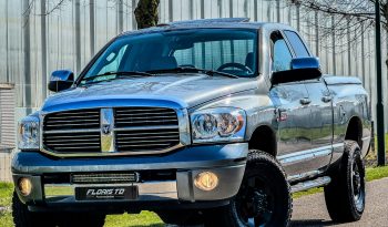 DODGE RAM 2500 6.7 L CUMMINS TURBO DIESEL* THE 1 MILLION ENGINE * ONVERWOESTBAAR STERK * SCHUIFKANTELDAK * VOL LEDER * TREKHAAK 3500 KG * AFSTAND START * FULL OPTION * KEURIG NETTE CONDITIE * SLECHTS 213.000 KM N.A.P * LEDBAR * VERHOOGD * VERBREED * EXTREEM LAGE BIJTELLING * LIEFHEBBER * UNIEK * vol