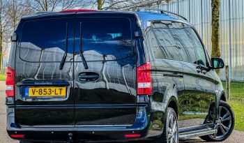 MERCEDES – BENZ VITO 119 CDI* AUTOMAAT * DUBBEL CABINE * VOL LEDER * BOM VOL * TREKHAAK * ACHTERUIT RIJ CAMERA * PARKEERHULP * GETINTE RUITEN * 225 PK * 5 ZITPLAATSEN * LED KOPLAMPEN * STOELVERWARMING * vol