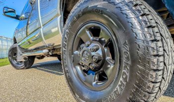 DODGE RAM 2500 6.7 L CUMMINS TURBO DIESEL* THE 1 MILLION ENGINE * ONVERWOESTBAAR STERK * SCHUIFKANTELDAK * VOL LEDER * TREKHAAK 3500 KG * AFSTAND START * FULL OPTION * KEURIG NETTE CONDITIE * SLECHTS 213.000 KM N.A.P * LEDBAR * VERHOOGD * VERBREED * EXTREEM LAGE BIJTELLING * LIEFHEBBER * UNIEK * vol