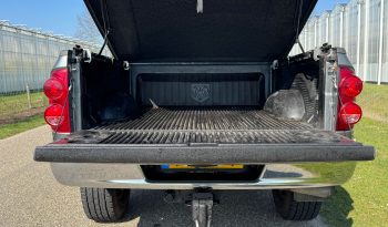 DODGE RAM 2500 6.7 L CUMMINS TURBO DIESEL* THE 1 MILLION ENGINE * ONVERWOESTBAAR STERK * SCHUIFKANTELDAK * VOL LEDER * TREKHAAK 3500 KG * AFSTAND START * FULL OPTION * KEURIG NETTE CONDITIE * SLECHTS 213.000 KM N.A.P * LEDBAR * VERHOOGD * VERBREED * EXTREEM LAGE BIJTELLING * LIEFHEBBER * UNIEK * vol