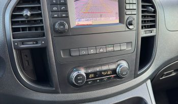 MERCEDES – BENZ VITO 119 CDI* AUTOMAAT * DUBBEL CABINE * VOL LEDER * BOM VOL * TREKHAAK * ACHTERUIT RIJ CAMERA * PARKEERHULP * GETINTE RUITEN * 225 PK * 5 ZITPLAATSEN * LED KOPLAMPEN * STOELVERWARMING * vol