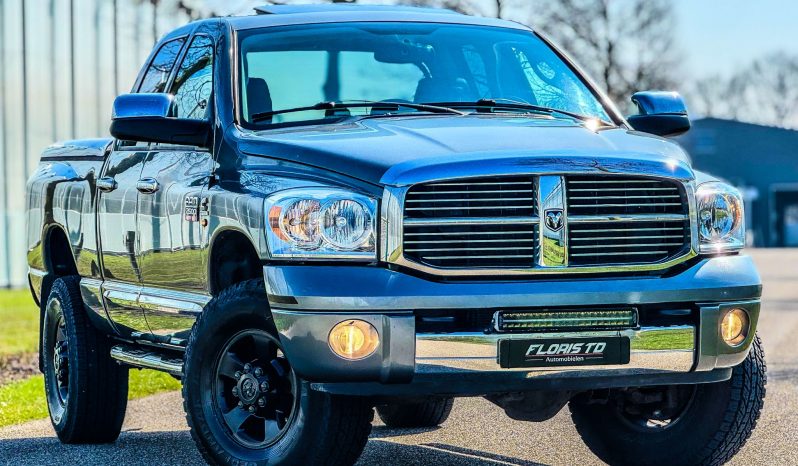 DODGE RAM 2500 6.7 L CUMMINS TURBO DIESEL* THE 1 MILLION ENGINE * ONVERWOESTBAAR STERK * SCHUIFKANTELDAK * VOL LEDER * TREKHAAK 3500 KG * AFSTAND START * FULL OPTION * KEURIG NETTE CONDITIE * SLECHTS 213.000 KM N.A.P * LEDBAR * VERHOOGD * VERBREED * EXTREEM LAGE BIJTELLING * LIEFHEBBER * UNIEK * vol