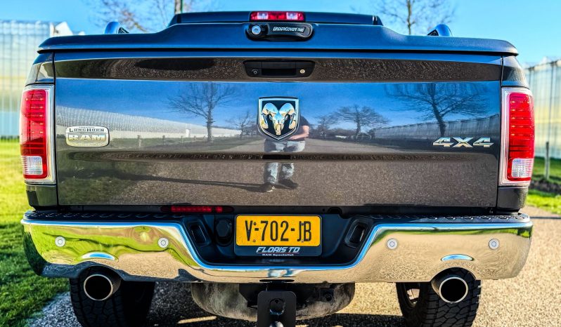 DODGE RAM 1500 5.7L HEMI V8 4X4 401PK * LONGHORN EDITION * FULL OPTION * LAGE BIJTELLING * 22 INCH FUEL LICHTMETALEN SPORTVELGEN * 122 LITER ONDERBOUW LPG * PERFORMANCE OPEN UITLAAT MET AFSTANDSBEDIENING * STOELVERKOELING * STOELVERWARMING * STUURVERWARMING * TREKHAAK 3500 KG * vol