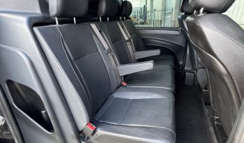 MERCEDES – BENZ VITO 119 CDI* AUTOMAAT * DUBBEL CABINE * VOL LEDER * BOM VOL * TREKHAAK * ACHTERUIT RIJ CAMERA * PARKEERHULP * GETINTE RUITEN * 225 PK * 5 ZITPLAATSEN * LED KOPLAMPEN * STOELVERWARMING * vol