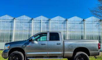 DODGE RAM 2500 6.7 L CUMMINS TURBO DIESEL* THE 1 MILLION ENGINE * ONVERWOESTBAAR STERK * SCHUIFKANTELDAK * VOL LEDER * TREKHAAK 3500 KG * AFSTAND START * FULL OPTION * KEURIG NETTE CONDITIE * SLECHTS 213.000 KM N.A.P * LEDBAR * VERHOOGD * VERBREED * EXTREEM LAGE BIJTELLING * LIEFHEBBER * UNIEK * vol