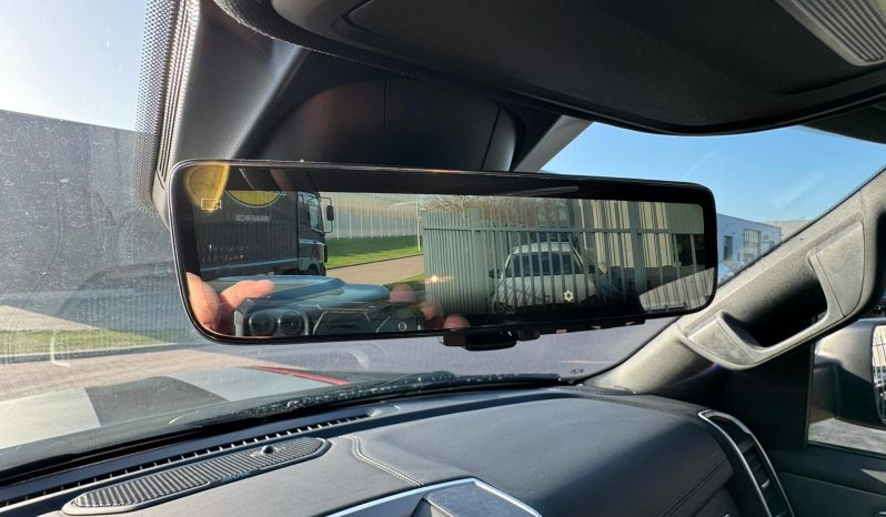 DODGE RAM 1500 5.7L HEMI V8 4X4 401PK * BLACK-OPPS * 22 INCH 4 – PLAY * HEAD-UP DISPLAY * DIGITALE BINNEN SPIEGEL CAMERA * OPEN UITLAATSYSTEEM * CUSTOM STRIPING * LPG PRINS 122 LITER * AFSTAND START * PPF SMOKE VERLICHTING ROND OM * GETINTE RUITEN * LANE ASSIST * BLIND SPORT RADAR IN SPIEGELS * vol