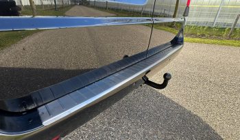 MERCEDES – BENZ VITO 119 CDI* AUTOMAAT * DUBBEL CABINE * VOL LEDER * BOM VOL * TREKHAAK * ACHTERUIT RIJ CAMERA * PARKEERHULP * GETINTE RUITEN * 225 PK * 5 ZITPLAATSEN * LED KOPLAMPEN * STOELVERWARMING * vol