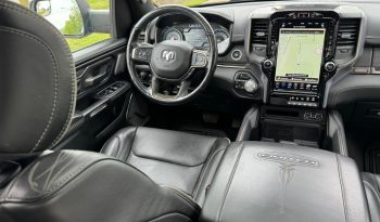 DODGE RAM 1500 5.7L HEMI 4X4 401PK V8 * LIMITED EDITION * BLACK-OPPS * FULL OPTION * DEELBARE ACHTERKLEP * 2021 * AFSTAND START * 22 INCH FUEL SPORTVELGEN * PRINS 200 LITER LPG * PERFORMANCE UITLAATSYSTEEM * 3500 KG TREKGEWICHT TREKHAAK * vol