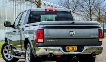 DODGE RAM 1500 5.7L HEMI 4X4 400PK LARAMIE * FULL OPTION * 20 INCH LICHTMETALEN SPORTVELGEN * 2013 * INRUIL AANBIEDING * LPG PRINS * SCHUIFKANTELDAK * vol