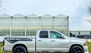 DODGE RAM 1500 4.7L V8 * SRT – 10 PAKKET * MARGE * YOUNGTIMER * INRUIL AANBIEDING * 6 ZITPLAATSEN * 20 INCH SPORTVELGEN * PERFORMANCE HOOD MOTORKAP * NIEUWE APK * NIEUWE BANDEN * MAGNAFLOW UITLAATSYSTEEM COMPLEET * PERFECT * vol