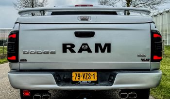DODGE RAM 1500 4.7L V8 * SRT – 10 PAKKET * MARGE * YOUNGTIMER * INRUIL AANBIEDING * 6 ZITPLAATSEN * 20 INCH SPORTVELGEN * PERFORMANCE HOOD MOTORKAP * NIEUWE APK * NIEUWE BANDEN * MAGNAFLOW UITLAATSYSTEEM COMPLEET * PERFECT * vol