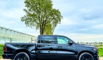 DODGE RAM 1500 5.7L HEMI 4X4 401PK V8 * LIMITED EDITION * BLACK-OPPS * FULL OPTION * DEELBARE ACHTERKLEP * 2021 * AFSTAND START * 22 INCH FUEL SPORTVELGEN * PRINS 200 LITER LPG * PERFORMANCE UITLAATSYSTEEM * 3500 KG TREKGEWICHT TREKHAAK * vol