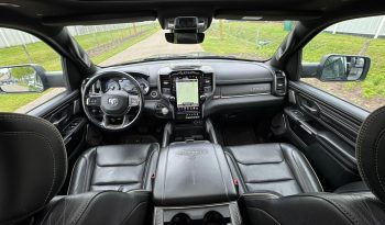 DODGE RAM 1500 5.7L HEMI 4X4 401PK V8 * LIMITED EDITION * BLACK-OPPS * FULL OPTION * DEELBARE ACHTERKLEP * 2021 * AFSTAND START * 22 INCH FUEL SPORTVELGEN * PRINS 200 LITER LPG * PERFORMANCE UITLAATSYSTEEM * 3500 KG TREKGEWICHT TREKHAAK * vol