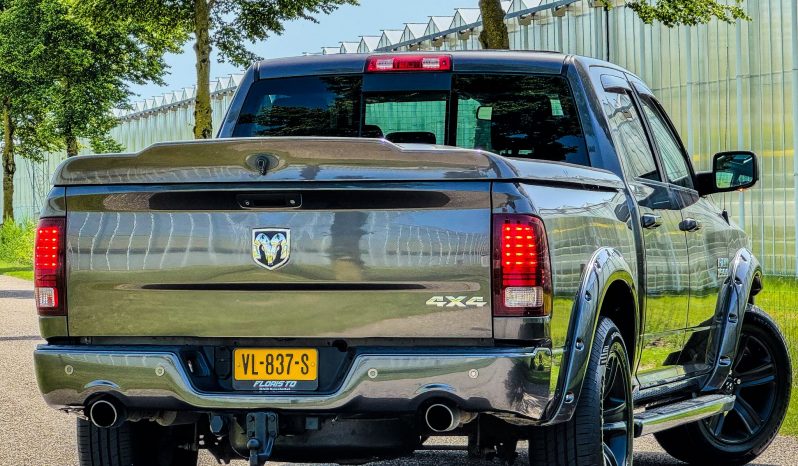 DODGE RAM 1500 5.7L V8 HEMI 4X4 401PK * SPORT * WIDE BODY * FULL OPTION * LAGE BIJTELLING * MARGE * SCHUIFKANTELDAK * STOELVERKOELING * STOELVERWARMING * STUURVERWARMING * LPG PRINS 122 LITER ONDERBOUW * 20 INCH LICHTMETALEN SPORTVELGEN * INRUIL AANBIEDING * vol