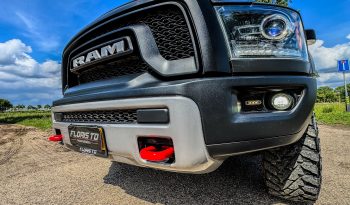 DODGE RAM 1500 5.7L HEMI 4X4 401PK V8 * REBEL * OFF – ROAD * RAMBOX * 2E EIGENAAR * NETTE CONDITIE * ZWARTE HEMEL * SCHUIFKANTELDAK * AFSTAND START * STOELVERWARMING * STUURVERWARMING * SIDE BARS * TOW HOOKS ROOD * 18 INCH OFF ROAD LICHTMETALEN SPORTVELGEN * vol