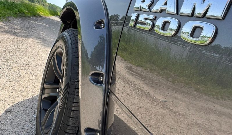 DODGE RAM 1500 5.7L V8 HEMI 4X4 401PK * SPORT * WIDE BODY * FULL OPTION * LAGE BIJTELLING * MARGE * SCHUIFKANTELDAK * STOELVERKOELING * STOELVERWARMING * STUURVERWARMING * LPG PRINS 122 LITER ONDERBOUW * 20 INCH LICHTMETALEN SPORTVELGEN * INRUIL AANBIEDING * vol