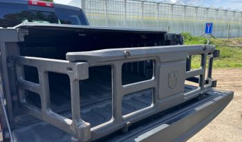DODGE RAM 1500 5.7L HEMI 4X4 401PK V8 * REBEL * OFF – ROAD * RAMBOX * 2E EIGENAAR * NETTE CONDITIE * ZWARTE HEMEL * SCHUIFKANTELDAK * AFSTAND START * STOELVERWARMING * STUURVERWARMING * SIDE BARS * TOW HOOKS ROOD * 18 INCH OFF ROAD LICHTMETALEN SPORTVELGEN * vol