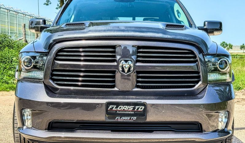 DODGE RAM 1500 5.7L V8 HEMI 4X4 401PK * SPORT * WIDE BODY * FULL OPTION * LAGE BIJTELLING * MARGE * SCHUIFKANTELDAK * STOELVERKOELING * STOELVERWARMING * STUURVERWARMING * LPG PRINS 122 LITER ONDERBOUW * 20 INCH LICHTMETALEN SPORTVELGEN * INRUIL AANBIEDING * vol