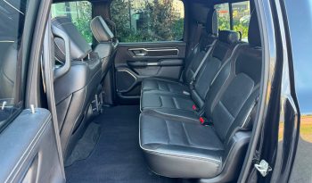 DODGE RAM 1500 5.7L V8 HEMI 4X4 * LARAMIE * SPORT * BLACK-OPPS * BOM VOL * NIEUWSTAAT * BOUWJAAR 2024 * HEAD-UP DISPLAY * DIGITALE BINNEN SPIEGEL CAMERA * AFSTAND START * 122 LITER ONDERBOUW LPG * 22 INCH TD SPORTVELGEN * 360 CAMERA * ADAPTIEVE CRUISE CONTROLE * VIRTUAL COCKPIT * vol