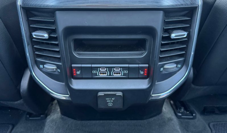 DODGE RAM 1500 5.7L V8 HEMI 4X4 * LARAMIE * SPORT * BLACK-OPPS * BOM VOL * NIEUWSTAAT * BOUWJAAR 2024 * HEAD-UP DISPLAY * DIGITALE BINNEN SPIEGEL CAMERA * AFSTAND START * 122 LITER ONDERBOUW LPG * 22 INCH TD SPORTVELGEN * 360 CAMERA * ADAPTIEVE CRUISE CONTROLE * VIRTUAL COCKPIT * vol