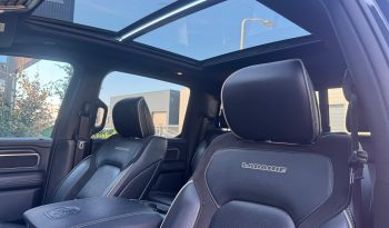 DODGE RAM 1500 5.7L V8 HEMI 4X4 * LARAMIE * SPORT * BLACK-OPPS * BOM VOL * NIEUWSTAAT * BOUWJAAR 2024 * HEAD-UP DISPLAY * DIGITALE BINNEN SPIEGEL CAMERA * AFSTAND START * 122 LITER ONDERBOUW LPG * 22 INCH TD SPORTVELGEN * 360 CAMERA * ADAPTIEVE CRUISE CONTROLE * VIRTUAL COCKPIT * vol