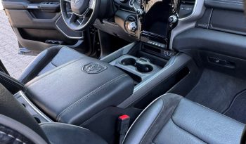 DODGE RAM 1500 5.7L V8 HEMI 4X4 * LARAMIE * SPORT * BLACK-OPPS * BOM VOL * NIEUWSTAAT * BOUWJAAR 2024 * HEAD-UP DISPLAY * DIGITALE BINNEN SPIEGEL CAMERA * AFSTAND START * 122 LITER ONDERBOUW LPG * 22 INCH TD SPORTVELGEN * 360 CAMERA * ADAPTIEVE CRUISE CONTROLE * VIRTUAL COCKPIT * vol