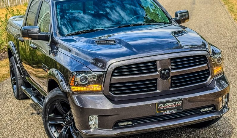 DODGE RAM 1500 5.7L HEMI V8 4X4 * SPORT * WIDE BODY * BLACK-OPPS * FULL OPTION * LIEFHEBBER * LUCHTVERING * AFSTAND START * 20 INCH LICHTMETALEN SPORTVELGEN * CUSTOM OPEN UITLAATSYSTEEM MET AFSTANDSBEDIENING * vol
