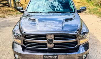DODGE RAM 1500 5.7L HEMI V8 4X4 * SPORT * WIDE BODY * BLACK-OPPS * FULL OPTION * LIEFHEBBER * LUCHTVERING * AFSTAND START * 20 INCH LICHTMETALEN SPORTVELGEN * CUSTOM OPEN UITLAATSYSTEEM MET AFSTANDSBEDIENING * vol