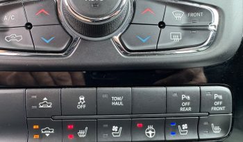 DODGE RAM 1500 5.7L HEMI V8 4X4 * SPORT * WIDE BODY * BLACK-OPPS * FULL OPTION * LIEFHEBBER * LUCHTVERING * AFSTAND START * 20 INCH LICHTMETALEN SPORTVELGEN * CUSTOM OPEN UITLAATSYSTEEM MET AFSTANDSBEDIENING * vol