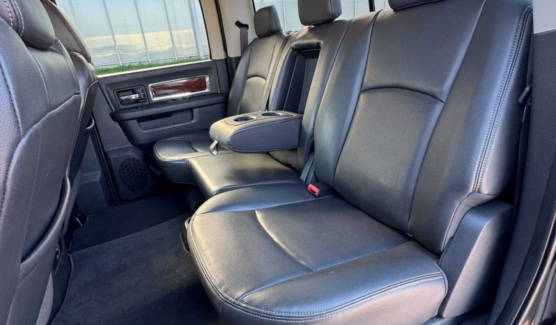 DODGE RAM 1500 5.7L HEMI 4X4 V8 400 PK * LARAMIE * LAGE BIJTELLING * YOUNGTIMER REGELING * MARGE * GEEN EXTRA BTW * SIDE BARS * LPG INSTALLATIE * AFSTAND START * ZEER NETTE STAAT * 2E EIGENAAR * PERFECT ONDERHOUDEN * CREW CAB * 20 INCH SPORTVELGEN * vol
