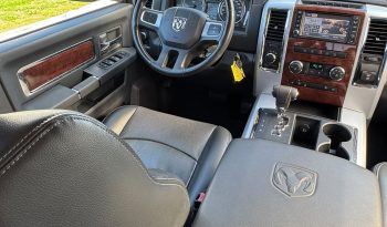DODGE RAM 1500 5.7L HEMI 4X4 V8 400 PK * LARAMIE * LAGE BIJTELLING * YOUNGTIMER REGELING * MARGE * GEEN EXTRA BTW * SIDE BARS * LPG INSTALLATIE * AFSTAND START * ZEER NETTE STAAT * 2E EIGENAAR * PERFECT ONDERHOUDEN * CREW CAB * 20 INCH SPORTVELGEN * vol