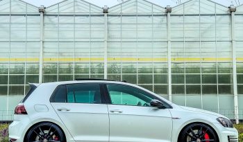 VOLKSWAGEN GOLF GTI 2.0L PERFORMANCE 350 PK * DSG * FULL OPTION * 20 INCH LICHTMETALEN SPORTVELGEN * LIEFHEBBER * ONDERHOUDSHISTORIE * ZWARTE HEMEL * SCHUIFKANTELDAK * SPECIAAL UITLAATSYSTEEM * PPF SMOKE VERLICHTING * vol