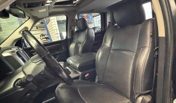 DODGE RAM 1500 5.7L HEMI 4X4 V8 401PK * SPORT * BLACK-OPPS * EXTREEM LAGE BIJTELLING * UNIEK * NEKKENDRAAIER * VERHOOGD * VERBREED * EXTREEM DIKKE LICHTMETALEN SPORTVELGEN * ROLLBAR * DUKES OF HAZZARD HOORN * CUSTOM LED VERLICHTING RONDOM * vol