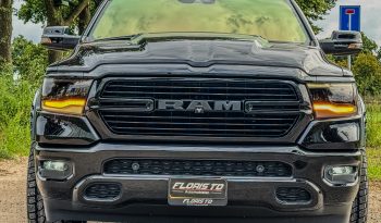 DODGE RAM 1500 5.7L HEMI V8 4X4 401PK * SPORT * BLACK-OPPS * WIDE BODY * SUPER DIKKE PICK-UP * 440 PK * MDS DELETE * CUSTOM OPEN UITLAATSYSTEEM * 200 LITER LPG * AFSTAND START * ALLE OPTIES * STOELVERKOELING * SPECIALE PERFORMANCE REMMEN * vol