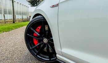 VOLKSWAGEN GOLF GTI 2.0L PERFORMANCE 350 PK * DSG * FULL OPTION * 20 INCH LICHTMETALEN SPORTVELGEN * LIEFHEBBER * ONDERHOUDSHISTORIE * ZWARTE HEMEL * SCHUIFKANTELDAK * SPECIAAL UITLAATSYSTEEM * PPF SMOKE VERLICHTING * vol