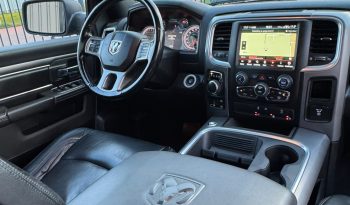 DODGE RAM 1500 5.7L HEMI V8 4X4 401PK * WARLOCK * REBEL * MORIMOTO KOPLAMPEN * GUNSTIGE CATALOGUS WAARDE * PRACHTIGE KLEUR * UNIEK * ZWARTE HEMEL * SCHUIFKANTELDAK * 22 INCH SPORTVELGEN * SUPER DIKKE PICK-UP * WEINIG KILOMETERS * 1E EIGENAAR * NIEUWSTAAT * vol
