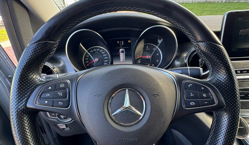 MERCEDES – BENZ V-KLASSE V250 D * EXCLUSIEVE UITVOERING * BOM VOL * DUBBELE ELEKTRISCHE SCHUIFDEUREN * 360 CAMERA * LANE ASSIST * ADAPTIEVE CRUISE CONTROLE * AFNEEMBARE TREKHAAK * LUXE COMFORT STOELEN * LED KOPLAMPEN * ZEER LAGE FISCALE WAARDE – LAGE BIJTELLING ( UNIEK ) * vol