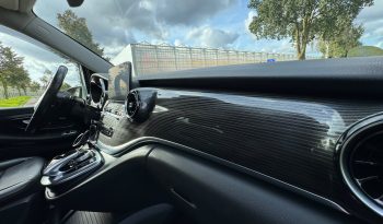 MERCEDES – BENZ V-KLASSE V250 D * EXCLUSIEVE UITVOERING * BOM VOL * DUBBELE ELEKTRISCHE SCHUIFDEUREN * 360 CAMERA * LANE ASSIST * ADAPTIEVE CRUISE CONTROLE * AFNEEMBARE TREKHAAK * LUXE COMFORT STOELEN * LED KOPLAMPEN * ZEER LAGE FISCALE WAARDE – LAGE BIJTELLING ( UNIEK ) * vol