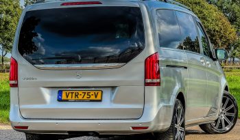 MERCEDES – BENZ V-KLASSE V250 D * EXCLUSIEVE UITVOERING * BOM VOL * DUBBELE ELEKTRISCHE SCHUIFDEUREN * 360 CAMERA * LANE ASSIST * ADAPTIEVE CRUISE CONTROLE * AFNEEMBARE TREKHAAK * LUXE COMFORT STOELEN * LED KOPLAMPEN * ZEER LAGE FISCALE WAARDE – LAGE BIJTELLING ( UNIEK ) * vol